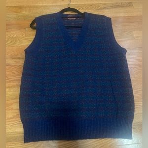 Vintage Chaps Ralph Lauren Men’s Wool Sweater Vest Blue Navy V Neckline Size L